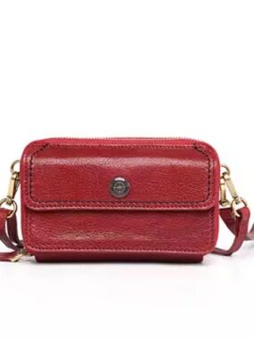 OLD TREND LEATHER CONVERTIBLE CROSSBODY BAG IN Red Wallet Cardholder